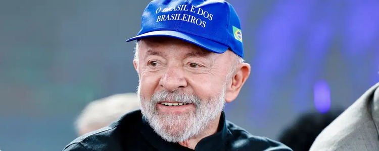 Lula critica jornada 6x1 e anuncia discussão por modelo mais flexível. Proposta enfrenta resistência de empresários que temem impacto financeiro.