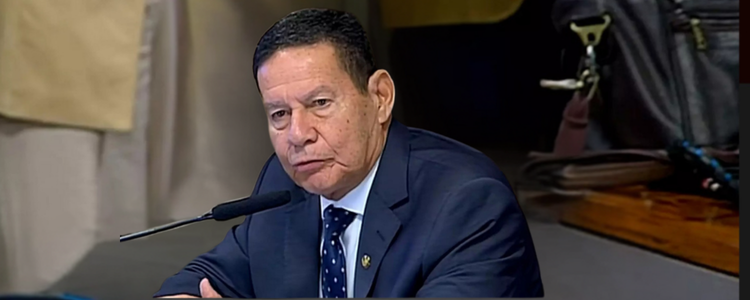 Em meio a tensões comerciais, Hamilton Mourão rejeita pressão de Trump sobre processo contra Bolsonaro: "Compete ao Brasil resolver".