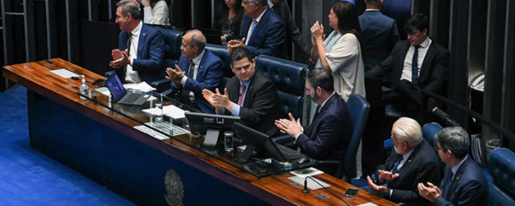 Senado aprova isenção do Imposto de Renda para quem recebe até dois salários-mínimos