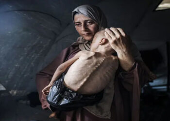 bebe faminto em gaza