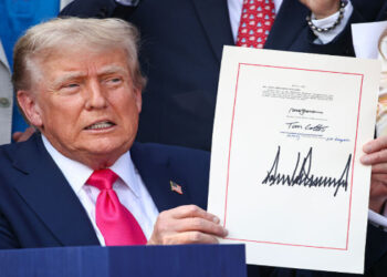 Governo Trump abre investigação comercial contra Brasil