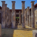 Na cidade submersa de Baiae, na Itália, arqueólogos encontram laconicum romano com piso de mosaico e sistema de aquecimento avançado, possivelmente ligado à antiga vila de Cícero.