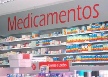 Fiocruz e EMS assinam acordo para produzir liraglutida e semaglutida no Brasil, fortalecendo a indústria nacional e ampliando acesso a tratamentos eficazes contra obesidade e diabetes