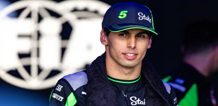 Gabriel Bortoleto alcança sua melhor colocação na Fórmula 1 ao terminar em 6º no GP da Hungria. Jovem piloto brasileiro é eleito Piloto do Dia e celebra momento com festa da equipe Sauber.