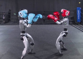 China sedia Olimpíada de Robôs em Pequim com 280 equipes de 16 países. Máquinas competiram em futebol, corrida e mais, mostrando avanços em IA e coordenação.