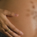 Estudo aponta que a ausência de pré-natal aumenta em quase 50% o risco de anomalias graves em recém-nascidos e compromete a saúde materna.