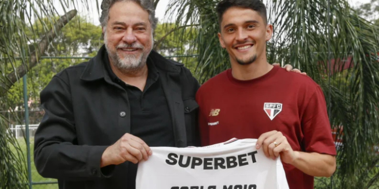 São Paulo acerta renovação de contrato do volante Pablo Maia até dezembro de 2029. Revelado em Cotia, o jogador já soma 165 partidas pelo clube e foi campeão da Copa do Brasil 2023 e da Supercopa Rei 2024.