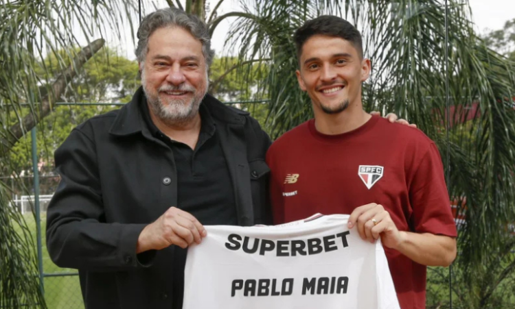 São Paulo acerta renovação de contrato do volante Pablo Maia até dezembro de 2029. Revelado em Cotia, o jogador já soma 165 partidas pelo clube e foi campeão da Copa do Brasil 2023 e da Supercopa Rei 2024.