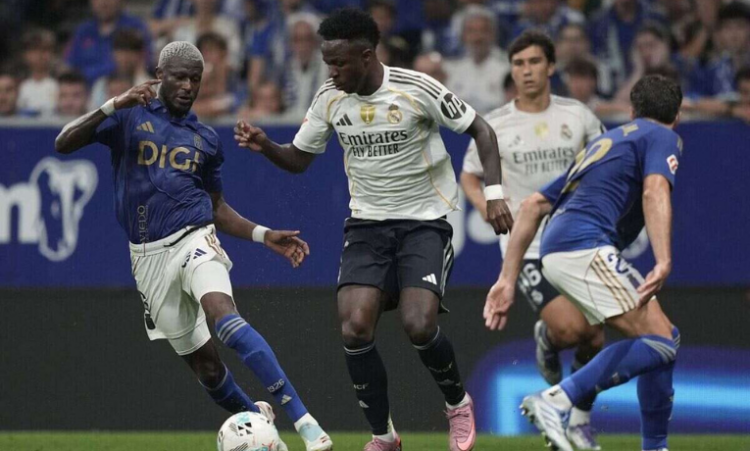Vinicius Jr. entrou no segundo tempo contra o Oviedo, deu assistência para Mbappé e marcou o terceiro gol na vitória por 3 a 0 do Real Madrid, igualando Gareth Bale em gols pelo clube.