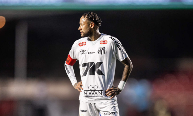 Santos foi derrotado pelo Bahia por 2 a 0 na Arena Fonte Nova, pela 21ª rodada do Campeonato Brasileiro. Time paulista acumula duas derrotas seguidas e se aproxima da zona de rebaixamento.