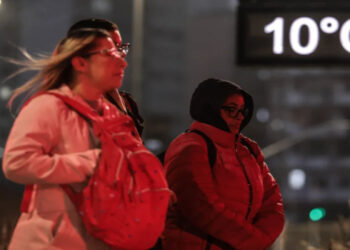 Massa de ar polar mantém o frio em boa parte do Brasil e nova frente fria prevista para quinta-feira deve reforçar as baixas temperaturas, especialmente no Sul e Sudeste.