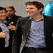 Eduardo Saverin lidera a lista Forbes 2025 como o brasileiro mais rico, com fortuna de R$ 227 bilhões. Ranking traz os 10 maiores bilionários e revela 300 nomes acima de R$ 1 bi no país.