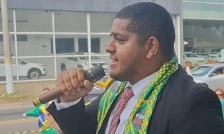Igor de Oliveira Rodrigues foi intimado pela Justiça Federal para audiência de transação penal em 18 de setembro, após chamar o presidente Luiz Inácio Lula da Silva de "ladrão" durante visita a Campos dos Goytacazes.