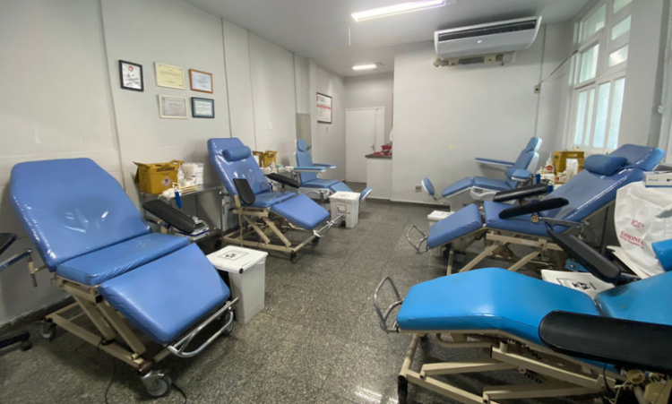 O Hemocentro Regional de Campos está em crise, com o estoque de sangue em níveis alarmantes. Sua doação é vital para salvar vidas e garantir procedimentos cirúrgicos. Confira os requisitos, horários e locais de doação.