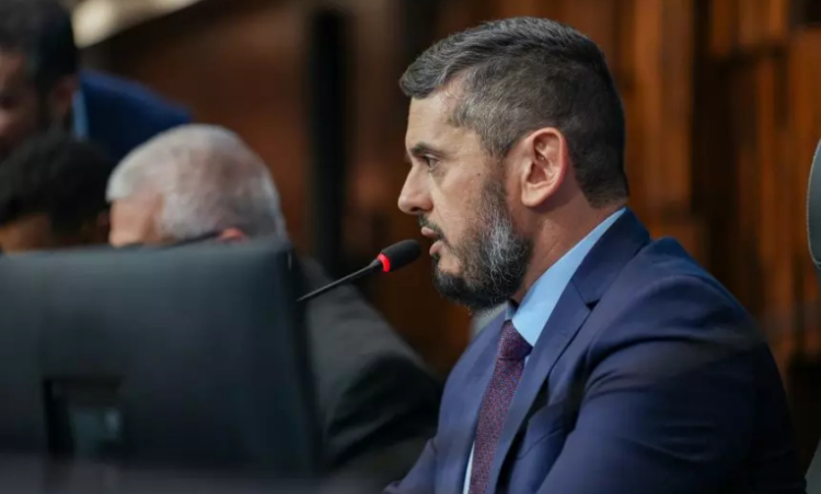 PF cumpre mandados autorizados pelo STF no Rio de Janeiro.
