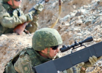 A Rússia lançou mais de 600 drones e mísseis contra nove regiões da Ucrânia neste sábado (20). Ao menos três pessoas morreram e 26 ficaram feridas em Dnipropetrovsk.
