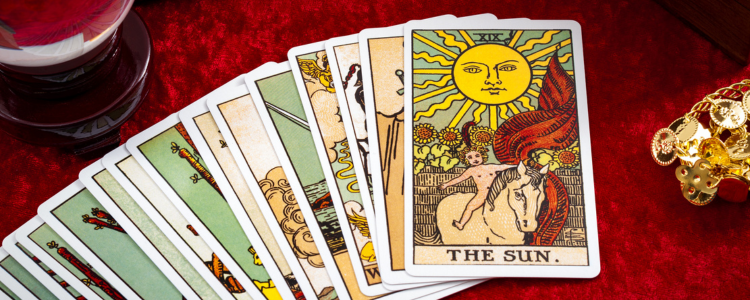 Descubra como a carta da Imperatriz influencia sua semana, trazendo mensagens sobre criatividade, fertilidade e abundância em todos os aspectos da vida.
