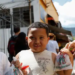 A festa de Cosme e Damião transformou o Andaraí em palco de fé e alegria, com distribuição de doces, agradecimentos por milagres e integração de tradições religiosas.