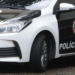 Tiroteio em Curicica, na Zona Oeste do Rio, expõe disputa entre milicianos e traficantes do Comando Vermelho. Uma mulher foi ferida e moradores relatam clima de medo.