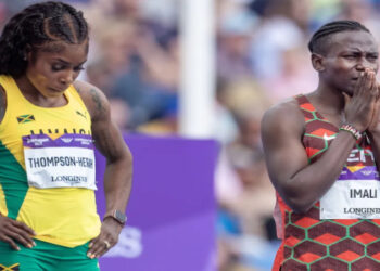 World Athletics passa a exigir teste genético para identificar o gene SRY em competidoras da categoria feminina. Atletas denunciam impactos devastadores e especialistas criticam a medida como invasiva e discriminatória.
