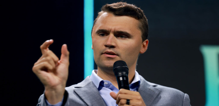 Charlie Kirk, ativista conservador de 31 anos e fundador da Turning Point USA, foi morto a tiros em evento nos EUA. Conheça sua trajetória e posições políticas.