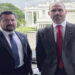 Procuradoria-Geral da República apresentou denúncia ao STF contra Eduardo Bolsonaro e o blogueiro Paulo Figueiredo pelo crime de coação no curso do processo. Dupla é acusada de articular sanções americanas para pressionar ministros e favorecer o ex-presidente.