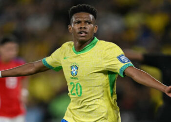 Brasil vence Chile por 3 a 0 no Maracanã com destaque para Luiz Henrique, retorno de Paquetá com gol e bicicleta de Estêvão. Último jogo da Seleção no país antes da Copa 2026 anima torcida.
