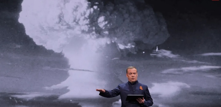 Dmitry Medvedev alerta que um conflito entre Rússia e Europa poderia escalar para o uso de armas de destruição em massa, após acusações de ataques com drones a países da Otan.