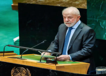 Presidente Lula criticou a situação em Gaza durante conferência da ONU, defendendo a criação do Estado palestino e condenando a morte de civis. Discurso ocorreu antes da 80ª Assembleia Geral das Nações Unidas.