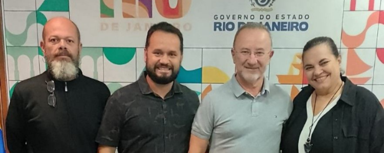 Prefeitura de Rio das Ostras se reúne com a Setur-RJ para discutir investimentos em artesanato e eventos culturais. Objetivo é ampliar a participação do município no turismo do Estado do Rio.
