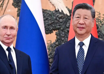 Putin e Xi assinam acordo histórico para o gasoduto Força da Sibéria 2, reforçando a parceria estratégica entre Rússia e China em meio a tensões com o Ocidente.