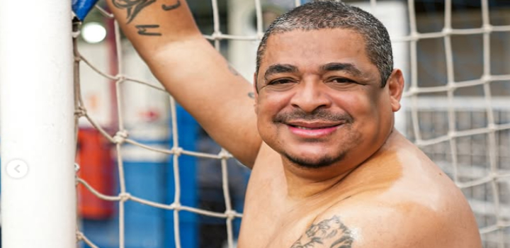 Vampeta anuncia ensaio nu  • Reprodução/Instagram/Vampeta