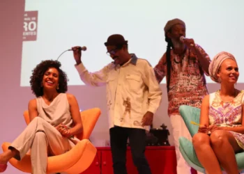 As jornalistas da EBC, Luciana Barreto e Juliana Cézar Nunes, estão entre os vencedores do Prêmio +Admirados Jornalistas Negros e Negras 2025, que registrou recorde de participação.