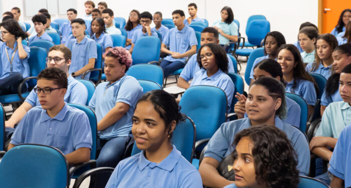 A Prefeitura de Macaé anuncia os locais de prova do Processo Seletivo Simplificado 003/2025 para os programas Nova Vida e Guarda Mirim. Jovens de 14 a 17 anos podem concorrer a vagas com remuneração de R$ 759.