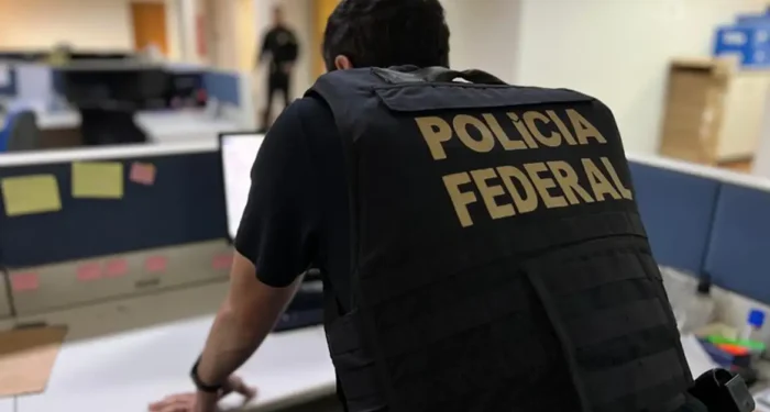 Operação Última Fase investiga fraude no Concurso Público Nacional Unificado 2024. PF cumpre mandados na Paraíba, Pernambuco e Alagoas; suspeitos afastados de cargos e excluídos de seleções.