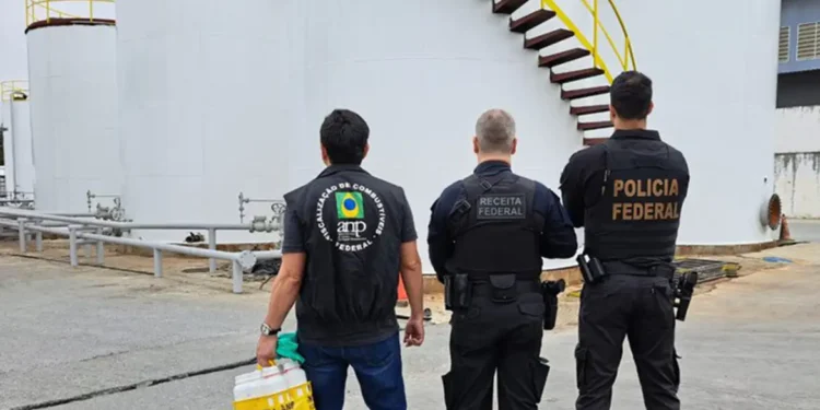 Delegado-geral confirma desarticulação de esquema familiar que adulterava bebidas no estado.