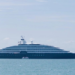 Búzios abre a temporada de cruzeiros 2025/2026 com a chegada do luxuoso Scenic Eclipse. Navio marca início das escalas que devem movimentar o turismo e a economia do balneário.