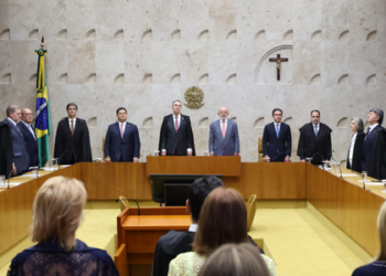 Embargos da defesa de Bolsonaro contestam condenação e apontam falta de fundamentação do STF