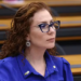 Carla Zambelli afirma que sua renúncia ao mandato não é rendição, mas denúncia contra decisão do STF.