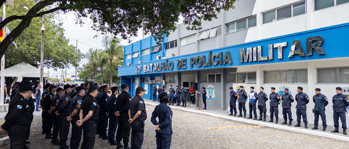 Prefeito de Macaé participa de solenidade dos 23 anos do 32º Batalhão da PM