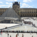 Louvre retoma visitas após roubo milionário de joias históricas