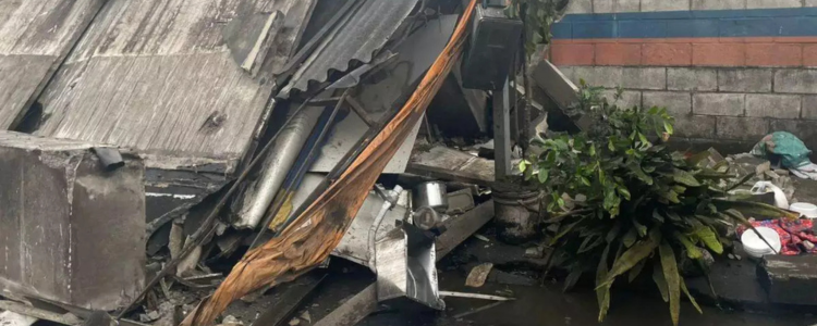Fortes ventos causam desabamentos em Ribeirão Preto e Santos; oito feridos