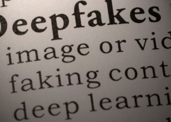 Brasil enfrenta aumento de deepfakes sexuais com IA. ONG denuncia casos e cobra legislação específica para punir manipulação de imagens.