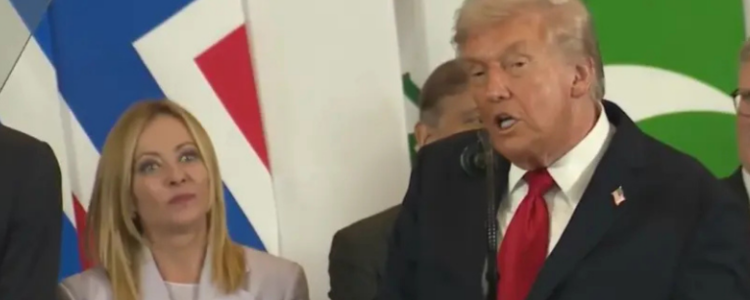 Durante encontro de líderes no Egito, Trump chamou Giorgia Meloni de “linda” e afirmou que elogios assim podem acabar com carreiras políticas nos EUA.