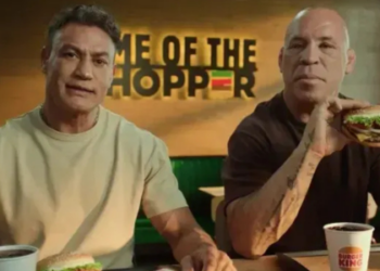 Burger King transforma briga entre Wanderlei Silva e Popó em campanha viral. Lutadores aparecem juntos em clima de reconciliação e bom humor.