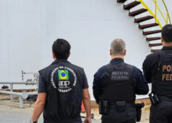 PF e Receita Federal realizam Operação Alquimia contra uso de metanol em bebidas