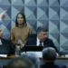Alessandro Stefanutto, ex-presidente do INSS, usou habeas corpus do STF para ficar em silêncio na CPMI dos Descontos. Sessão foi suspensa após impasse jurídico.