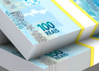 O Banco Central informa que 48 milhões de brasileiros têm R$ 10,4 bilhões esquecidos em contas antigas. Confira como consultar e ativar o saque automático pelo Pix.