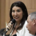A Câmara de Macaé aprovou projeto de Leandra Lopes (PT) que reconhece trabalhadoras da cadeia produtiva da pesca artesanal, como marisqueiras e fileteiras. A iniciativa é pioneira e poderá inspirar políticas federais.