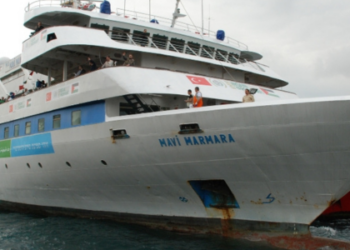 A Turquia pede responsabilização internacional de Israel por ato de pirataria após interceptação de flotilha em rota para Gaza, com 140 pessoas a bordo.